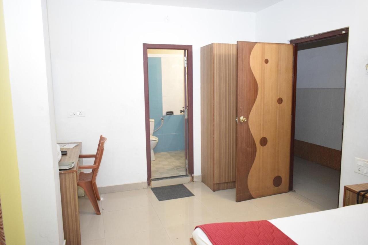 Hotel Ayushman Pondicherry Esterno foto