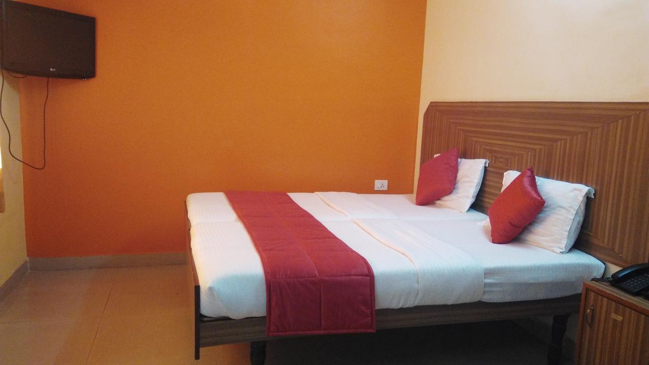 Hotel Ayushman Pondicherry Esterno foto